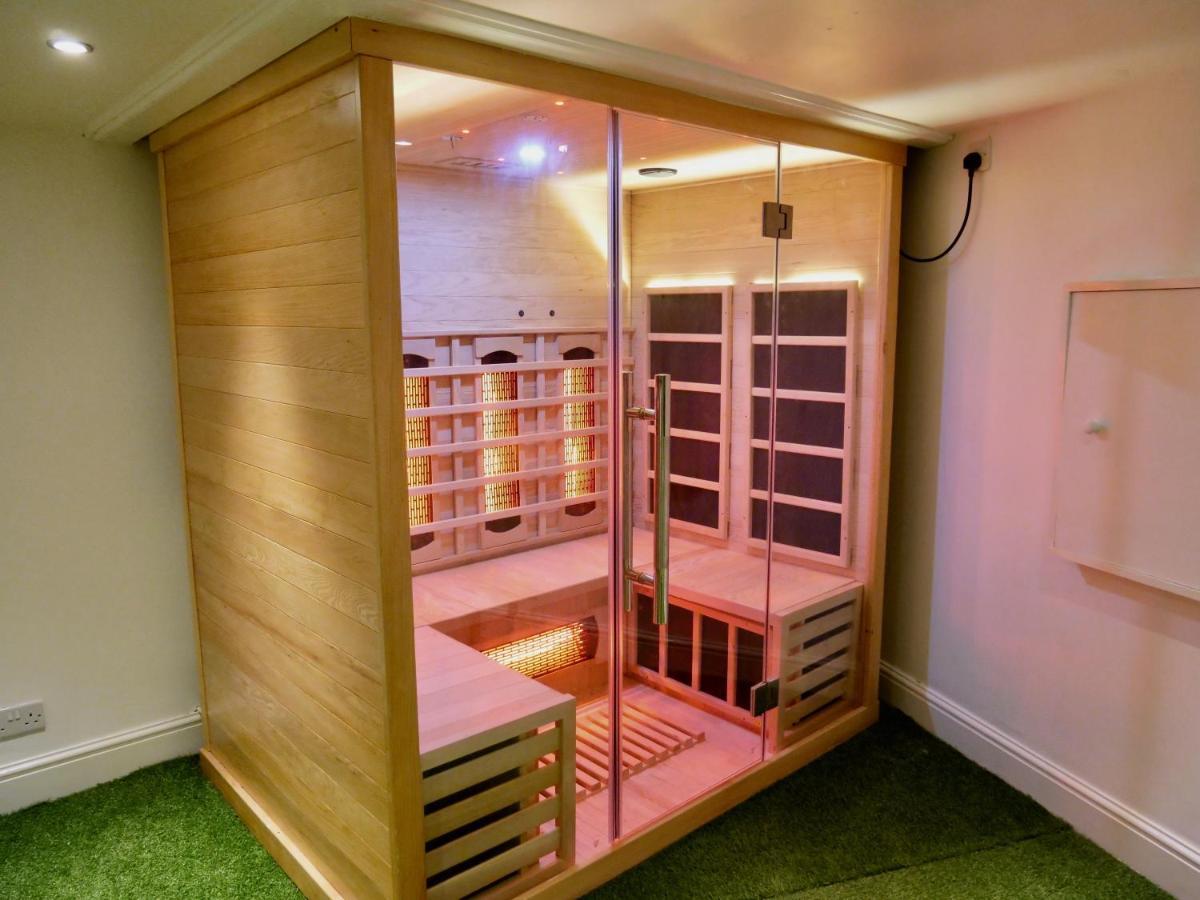 Luxury 3 Bathroom Cinema And Sauna ซีฟอร์ด ภายนอก รูปภาพ